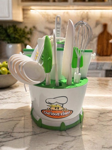 Curious chef 360 rotating - chef,